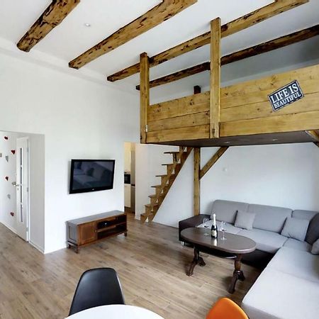 Апартаменты Old Town Loft Жилина Экстерьер фото